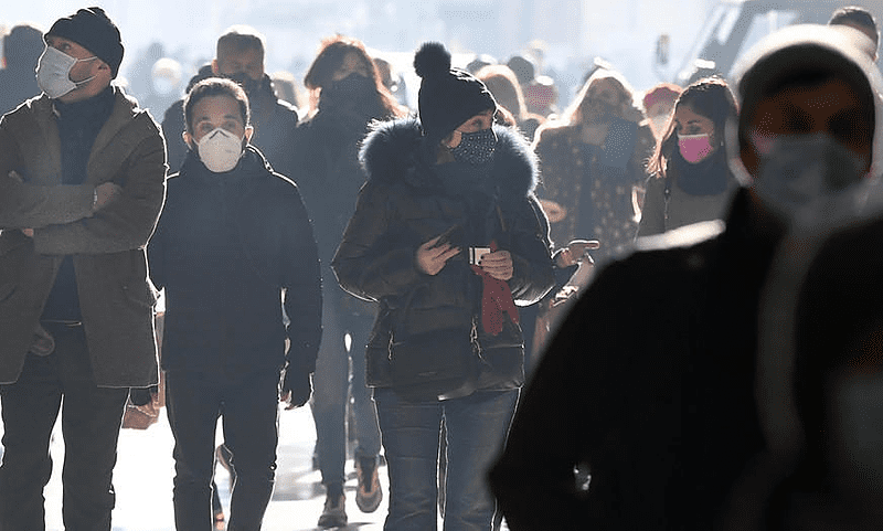 VRH LEDENOG BRIJEGA Sve više siromašnih u Italiji, ljudi traže hranu za vrijeme praznika