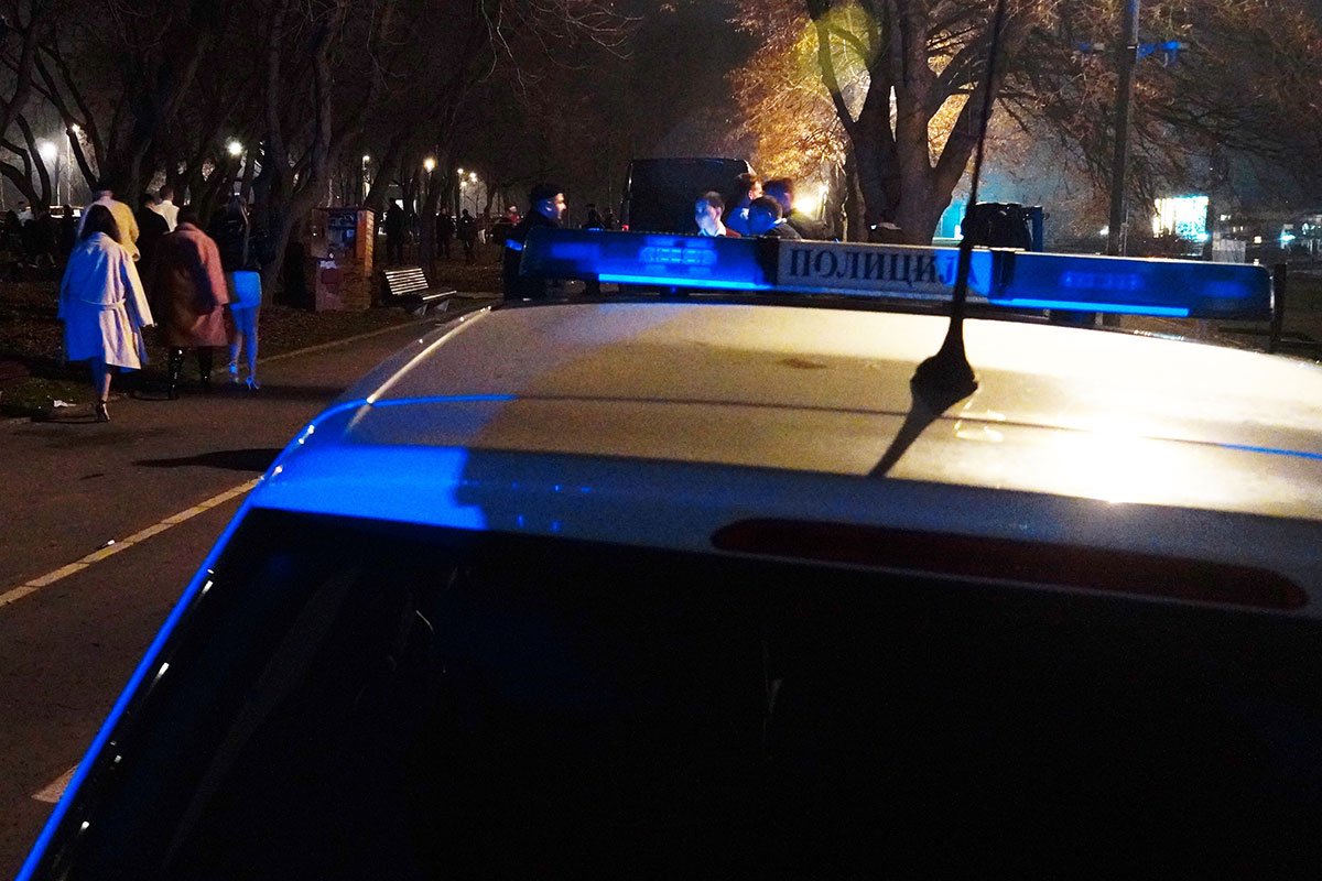 Policajac ubio suprugu pa sebe