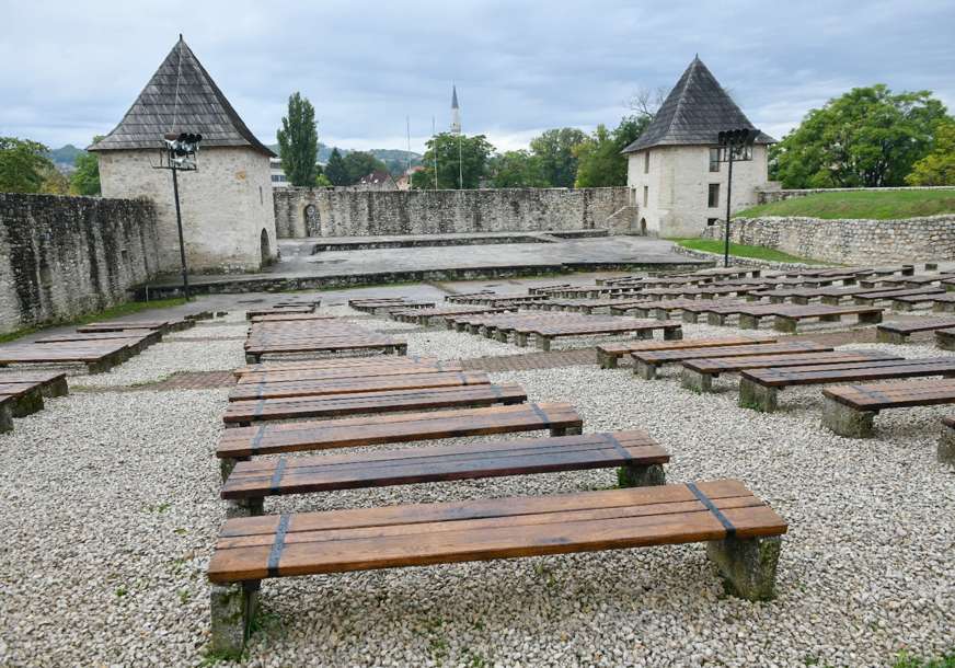 Uređena ljetna pozornica na Kastelu: Bolji uslovi za održavanje manifestacija