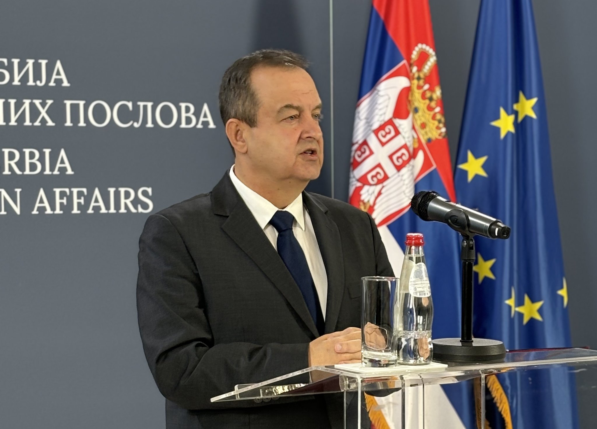 Srbija poslala protestnu notu Zagrebu zbog spaljivanja lutke sa likom Vučića na karnevalu