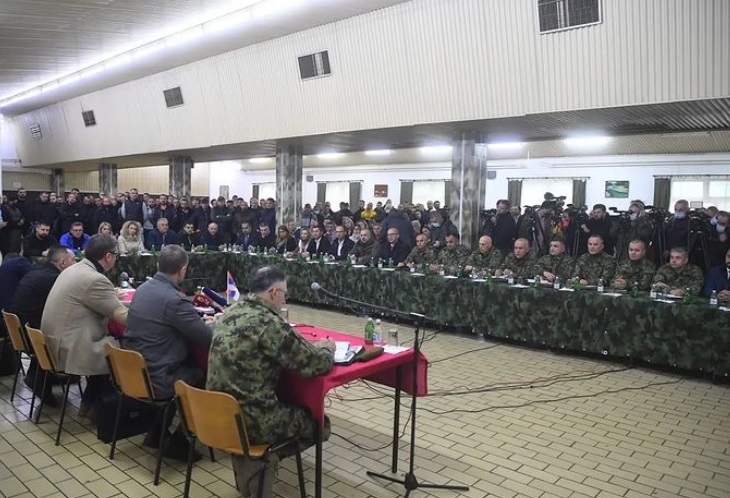 Vučić na sastanku sa predstavnicima Srba na KiM: 