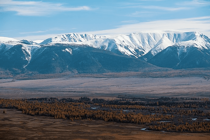 Nestvarno nebo nad Sibirom: Pojava koju je teško uhvatiti foto-aparatom FOTO