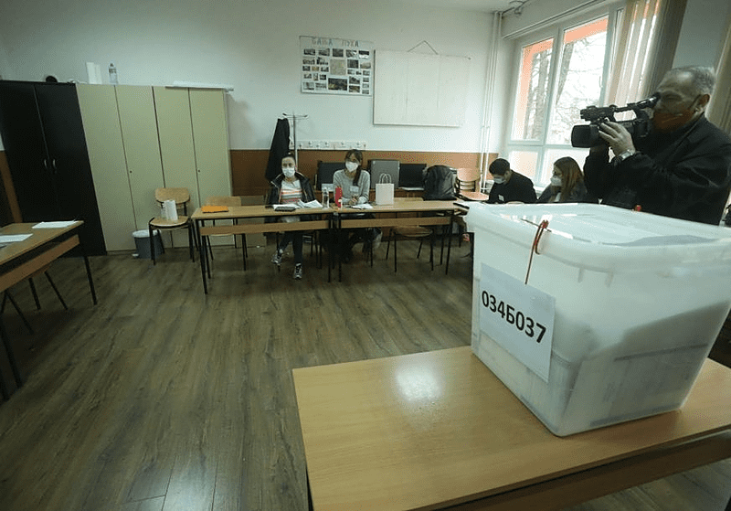 KANDIDAT SNSD VODI U NOVOM GRADU Drljača osvojio 6.157, Stanić 5.804 glasa