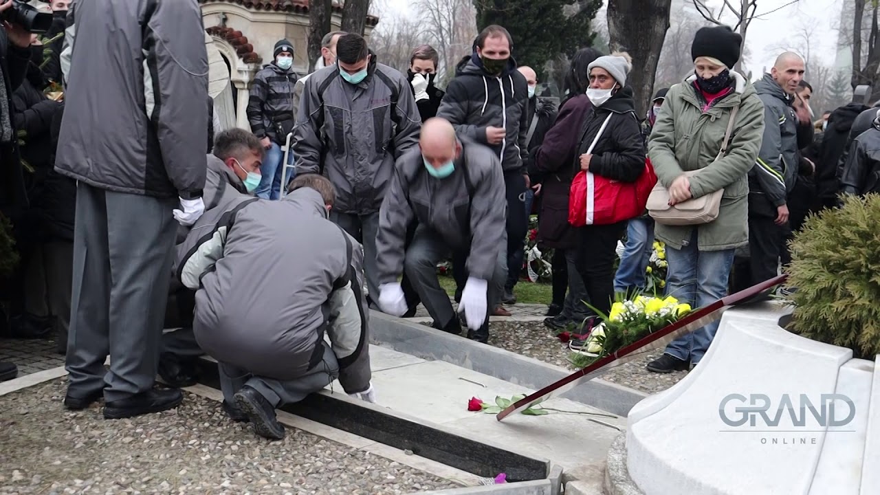 Izmještena Džejeva grobnica!