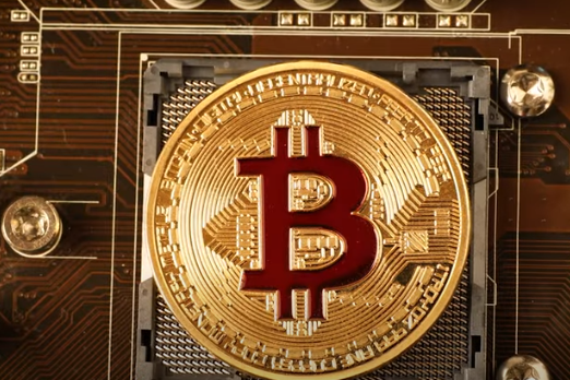 PRVI PUT OD AVGUSTA 2021.Cijena bitkoina pala ispod 40.000 dolara