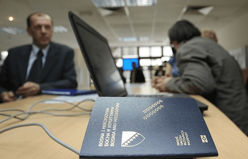 CIJENA OD 20 DO 100 DOLARA Na internetu se prodaju lični dokumenti građana iz BiH
