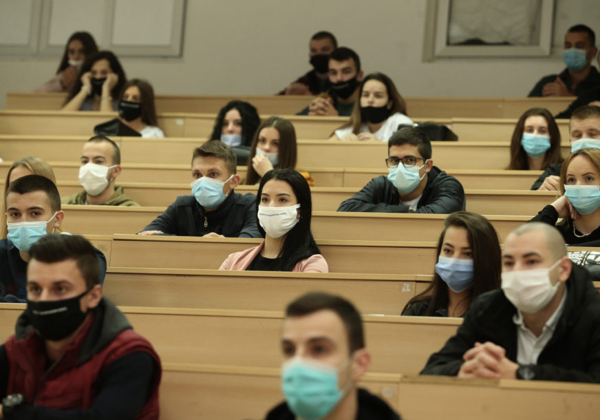 Počeli prijemni ispiti na Univerzitetu: Za drugi upisni rok PRIJAVLJENO 350 KANDIDATA