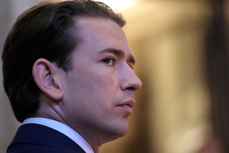 Nova afera ponovo ljulja Kurcovu fotelju