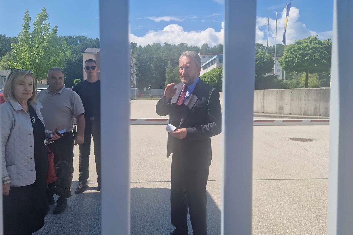 Izetbegović stigao na ispitivanje u SIPA