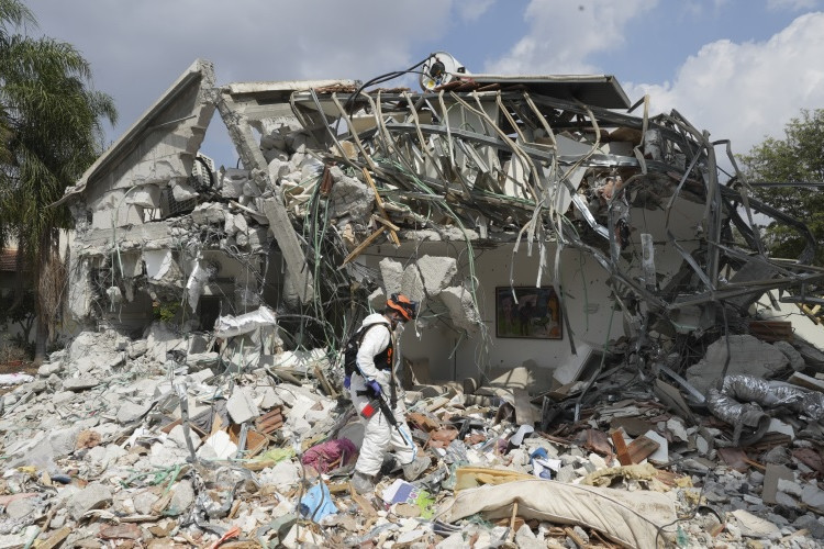 Izraelski zvaničnik: Nema potvrde da je Hamas odsjecao glave bebama