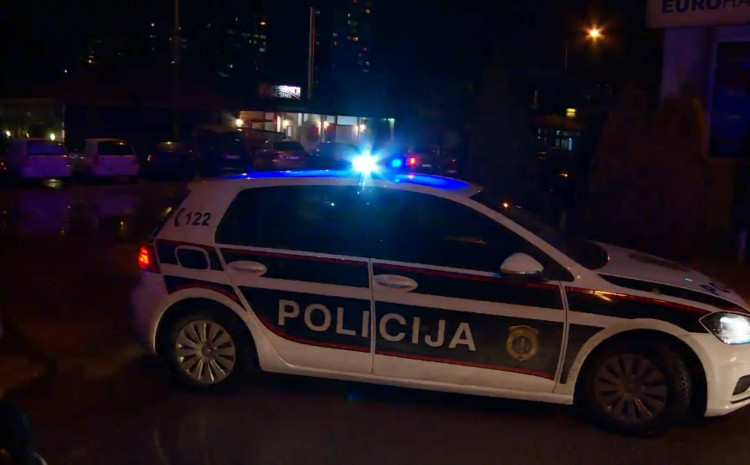 Nepoznati muškarci uz prijetnju nožem opljačkala prodavnicu