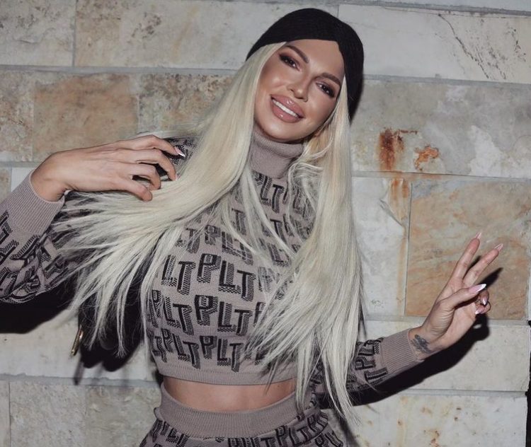 SKRATILA KOSU, OŠIŠALA ŠIŠKE..Jelena Karleuša više ne liči na sebe, POGLEDAJTE SLIKU