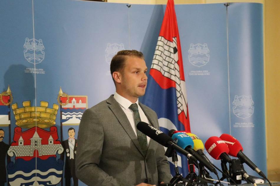 Stanivuković najavio: Odluka o neradnoj nedjelji ide u skupštinsku proceduru