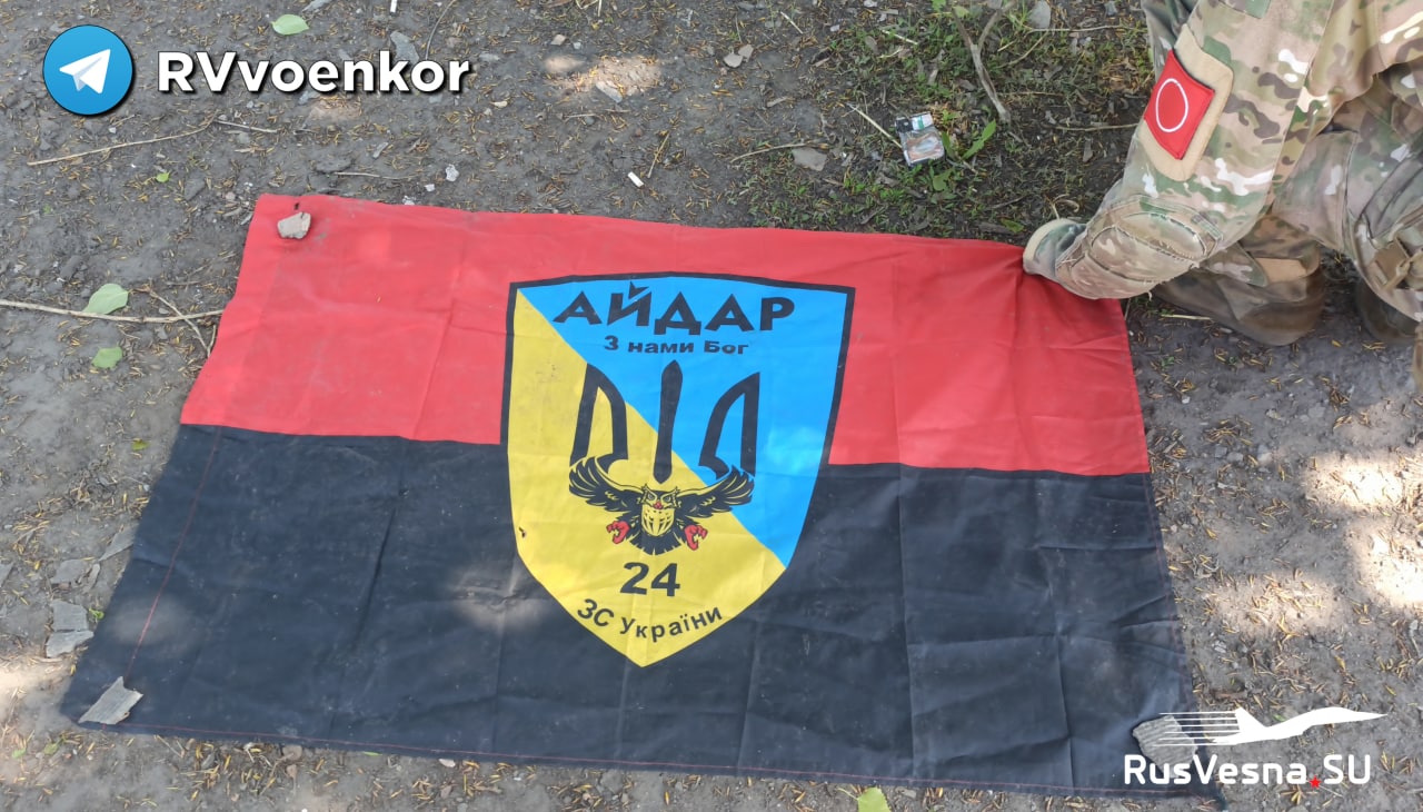 UŽIVO /VIDEO/Krenuo napad na Sjevernodonjeck Novi vazdušni napad na Azovstal;Britanski izveštaj za danas;Ruski policajci 