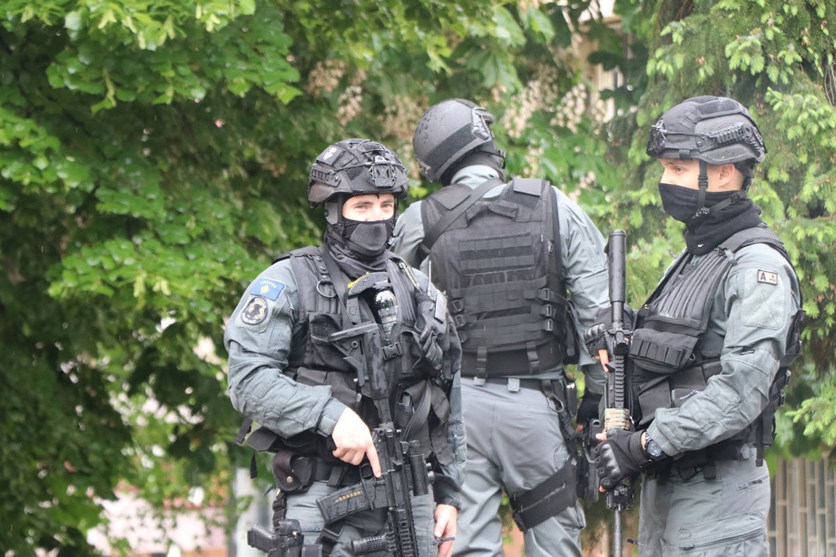 Drama na Kosovu: Policija upala u zgradu u kojoj se nalazi ustanova iz sistema Vlade Srbije