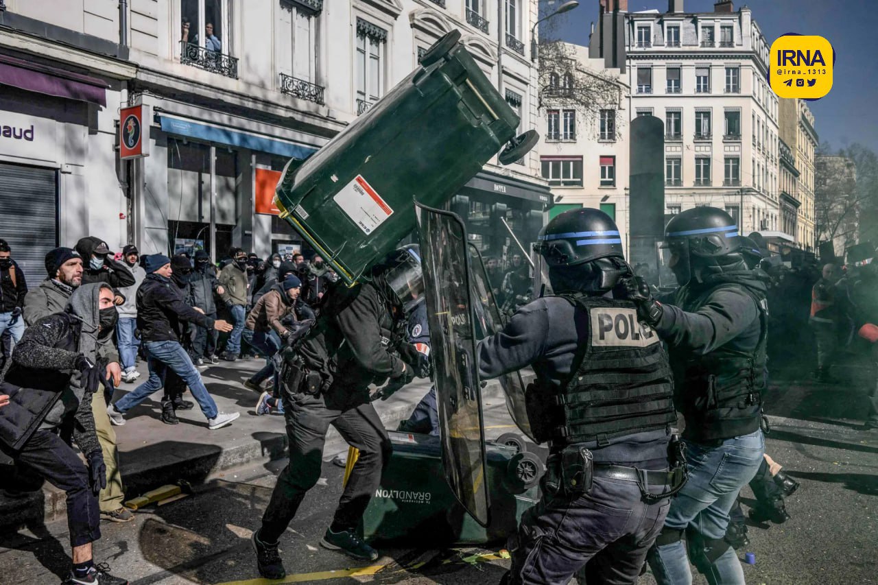 IRAN OPTUŽUJE FRANCUSKU ZA NASILJE Teheran je izuzetno zabrinut zbog situacije sa ljudskim pravima u Francuskoj /VIDEO/