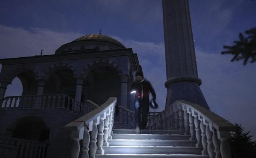 Rusija: Oslobođeni taoci iz džamije u Mariupolju!