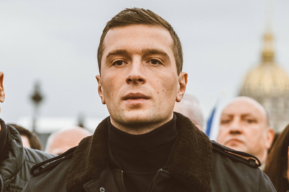 OVO JE ČOVJEK KOJI JE VEČERAS IZAZVAO POTRES U EVROPI Ko je Žordan Bardela koga bi nova generacija mogla da dovede na vlast