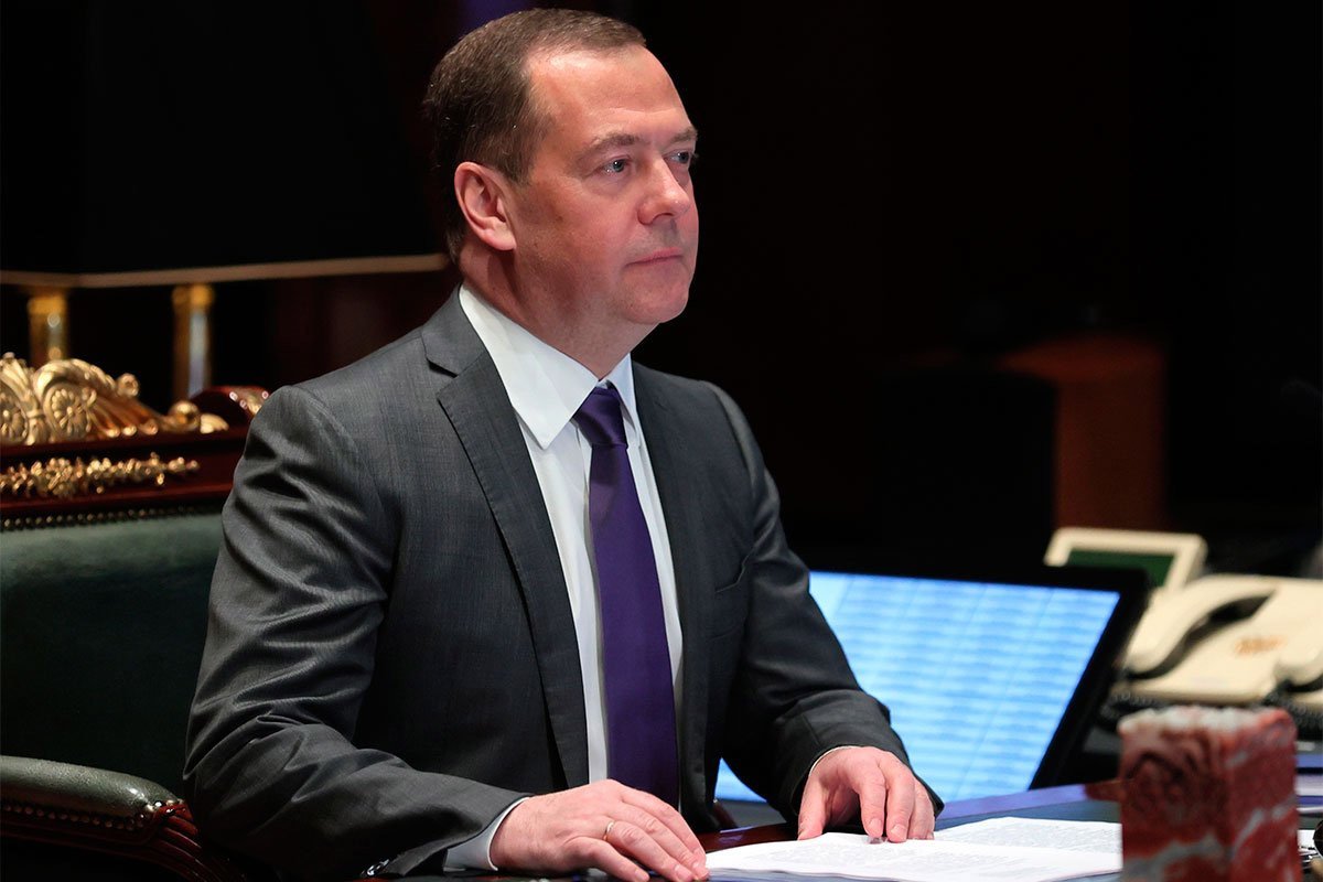 Medvedev: Rusija će se braniti svim sredstvima, uključujući nuklearno oružje