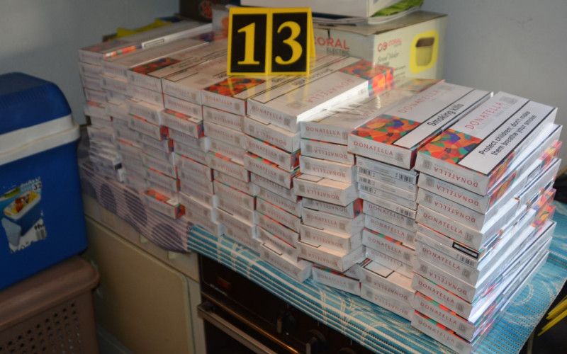 Državljanin BiH pao na granici sa 120 šteka cigareta: Evo koliko mu je izrečena novčana kazna
