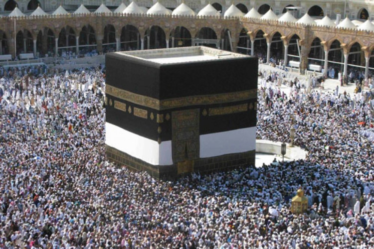 Najmanje 550 hodočasnika preminulo tokom hadžiluka u Meki