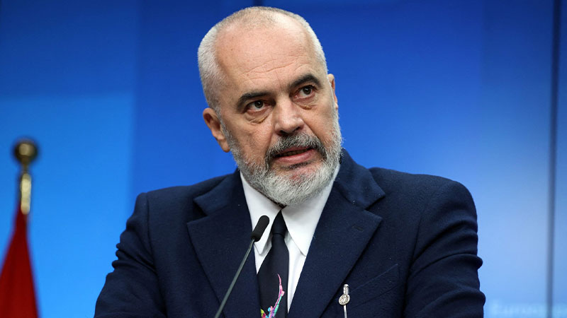 Edi Rama u Davosu: EU traži više od kandidata za članstvo, nego od svojih osnivača i članova; Roberta, izvini „karma je kučka“