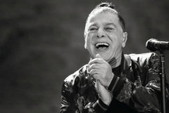 PREMINUO Aki Rahimovski, pjevač grupe "Parni valjak"