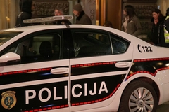 U eksploziji oštećena dva automobila: Detonacija uznemirila stanovnike sarajevskog naselja Stup