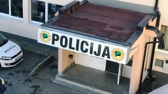Haos u Kalesiji: Učenika pretukli vršnjaci u školi, pa sve snimili?