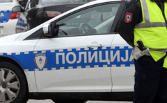 KUPIO TELEFON, DOBIO IGRAČKU Prevarant iz Šamca prijavljen tužilaštvu