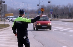 ODUZETI AUTOMOBILI Četiri vozača za kazne duguju više od 31.000 KM