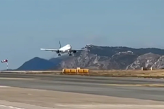 Drama u Dubrovniku: Bura ''nosila'' avion (VIDEO)