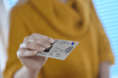 Sa bh. ličnom kartom na pola Balkana