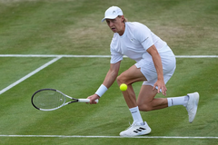 Senzacija na Vimbldonu: Anonimus eliminisao Cicipasa