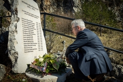 AMBASADOR  SAD u BiH: Nisam ovdje da ukidam Republiku Srpsku; Jasno naznačiti ko je počinio zločin na Kazanima