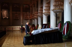 U Moskvi ispraćaj Gorbačova, prisustvovao i Orban /video, foto/