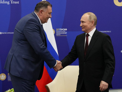 /VIDEO/PUTIN ME POZVAO NA SASTANAK U SEPTEMBRU;Putin poručio Dodiku da zna njegov stav o sankcijama