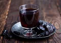  Napitak sa ovim voćem jača kosti u zrelom dobu!