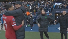 Verbalni sukob nakon derbija, pogledajte svađu fudbalera Liverpoola i Guardiole (VIDEO)