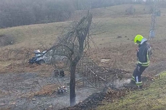 I vatrogasci intervenisali u teškom udesu u Han Kolima (FOTO)
