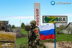 UŽIVO /VIDEO/ Počela evakuacija civila iz Azovstala;Oklopni voz; Čečeni prvi put na snimku van gradskih borbi;Britanska karta rata;Predsjednik Poljske se založio za "ukidanje granice" sa Ukrajinom
