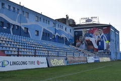 Mural u Piksijevu čast, pored njega Maradona