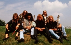 Preminuo osnivač grupe "Boney M"