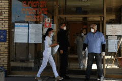 Za samo 12 časova u UKC RS pregledano 170 PACIJENATA sa simptomima korone
