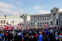 Protesti u Beču zbog lockdowna i obavezne vakcinacije