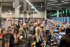 Neradna nedjelja bi mogla biti ukinuta, ali tek od septembra i samo za određene trgovine