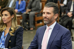 Trampov sin priznao na sudu da je potpisao sporne dokumente