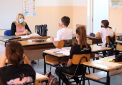 "SVE RAĐENO U INTERESU UČENIKA I ZAPOSLENIH" Trivićeva poručila da se Sindikat još nije izjasnio o modelu nastave