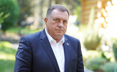 Dodik stigao u Istanbul, jedna od tema s Čavušoluom će biti putna infrastruktura