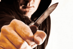 Četiri godine zatvora Dobojliji koji je suprugu ubo čakijom